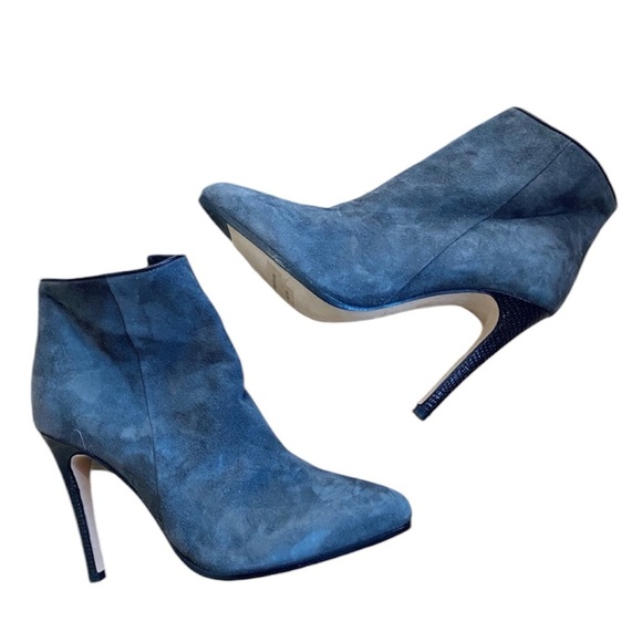 Club Monaco Suede leather grey booties. Made in Italy - Picture 1 of 4